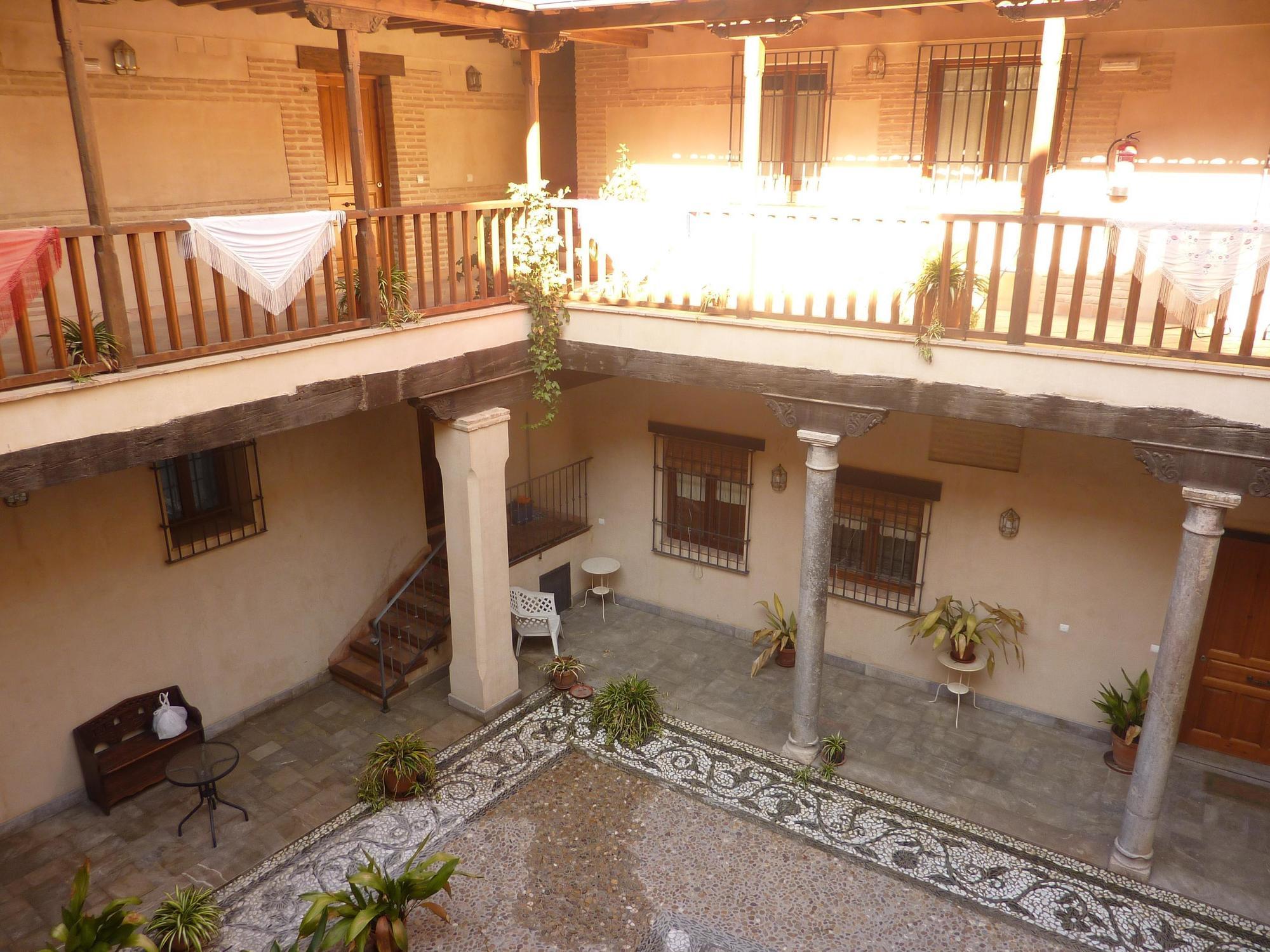 Abadia Suites Granada Exterior photo